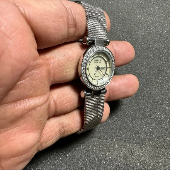 Hamlin Ultra Thin Ladies Quartz Watch Silver Tone Diamond Accent Dial Working - Picture 3 of 10